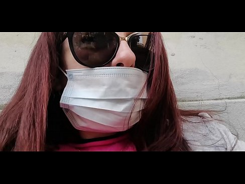 ❤️ ニコレッタは隣人に復讐し、彼のガレージでおしっこをする（特別Covid19イタリア検疫所） 美女ポルノ ❌️