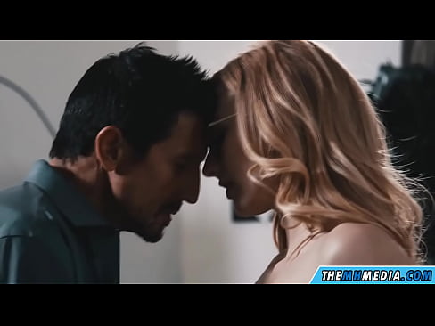 ❤️ 淫乱ブロンドとのロマンチックなセックス 美女ポルノ ❌️